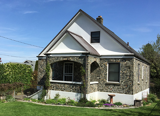 Stone Houses, a Bridge and Crossing Signs on our Walk-n-Talk this Sunday, March 3