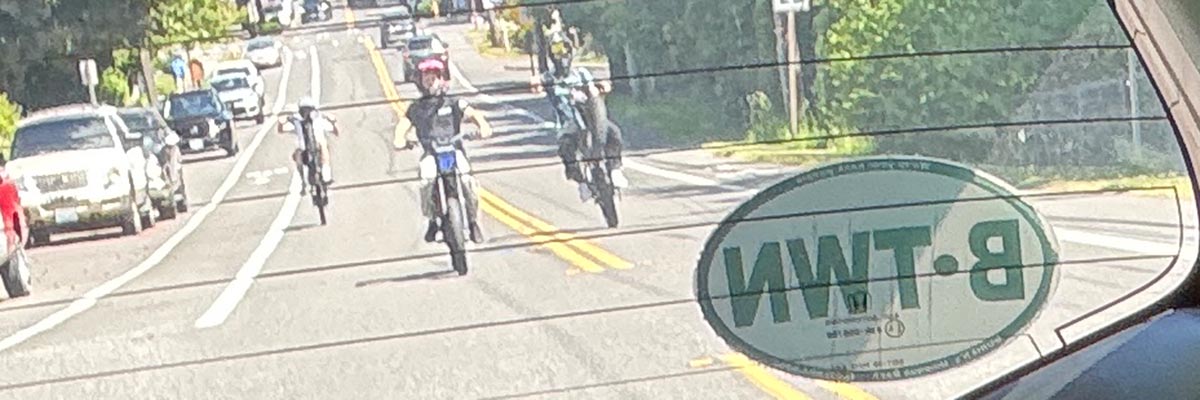 E-Bike-Wheelies-3